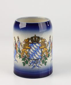 Alternative view of Kannenbäcker 0,5l blau gesprüht, Löwen mit Fahnen